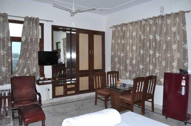 Shivanta Residency Ξενοδοχείο Rishīkesh Δωμάτιο φωτογραφία
